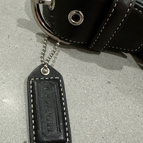 COACH. Shoulder handbag. Small black - Picture 3 of 10